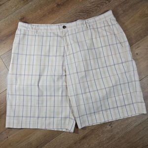 Adidas Golf Shorts Mens 42 Plaid Performance Flat Front Casual Beige